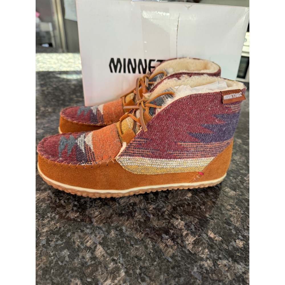 Minnetonka Torrey Brown Multi Southwestern Wool Suede Ankle Boots slipper Sz 10w